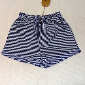 NWT Listicle Pin stripe shorts size L